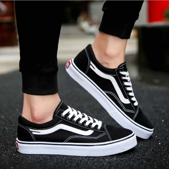 2019 Men's Shoes Couple Shoes Flat-soled Canvas Shoes Men's Black-and-White Skateboard Shoes Breathable Comfortable Casual Shoes